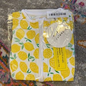 Little sleepies lemons zippy 🍋